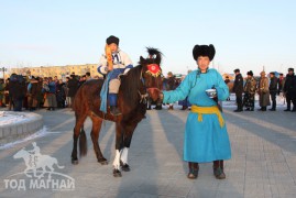 Сүхбаатар аймгийн Аварга хүлэг шалгарлаа