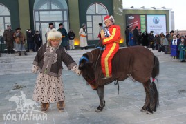 Сүхбаатар аймгийн Аварга хүлэг шалгарлаа