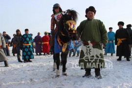 Айргийн тав – Хөвсгөл аймгийн Тосонцэнгэл сумын уяач Ч.Дашнямын Хар алаг Азарга