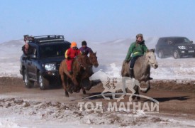 “Дүнжингарав”-ын өнгийг Цагаан хөтөлийн сунгаа тодорхойллоо