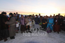 Эрдэнэтийн бүсийн уралдааны эрлийз ангилалд түрүүлж айрагдсан хүлгэд