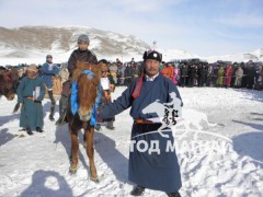 Очирваанийн уламжлалт уралдааны шилдгүүд