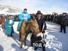 Очирваанийн уламжлалт уралдааны шилдгүүд