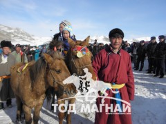 Очирваанийн уламжлалт уралдааны шилдгүүд