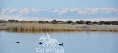 Уул, хангай, ус мөрөн, элс толгодоор гоёсон Увс нутгаар...