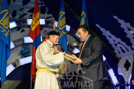 МОНГОЛ УЛСЫН 2015 ОНЫ ӨНДӨР ЧАНСААТАЙ ЕСӨН АЗАРГА