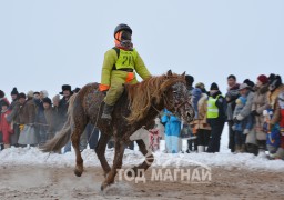 А.Ганзулын зээрд