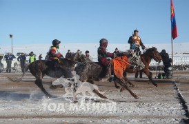 Даваажавын Даваа-Эрдэнийн хүрэн, Сайрийсүрэнгийн Гантөмөрийн хүрэн