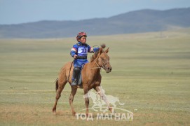 “Ирээдүйн түмэн эх-2016” уралдаанаас...