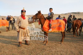 Дорнод аймгийн хойд бүсийн бага 3 насны хурдан морьдын уралдаан