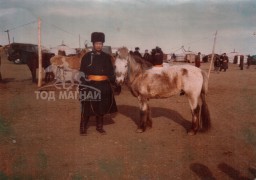 МУ-ын Манлай уяач Р.Ганхуяг: Бүтэн хоол үзээгүй бага мал жаахан идүүлээд амраахад дорхноо л сэргэдэг юм