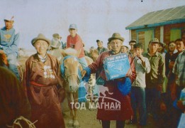 Аймгийн Алдарт уяач Ш.Галсансанги: Азарга гүүний тохироогоо зөв хийж чадвал энэ нутгаас хурд тасрахгүй