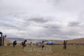 Дөрвөн Тод манлайн мялаалга наадам, “Очирваанийн шигшмэл хурд-2017” уралдаанаас...