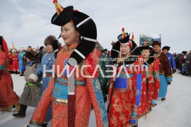 Борцгор хотонтой хамт ирсэн “Мөнгөлөг шагшуурга” наадам